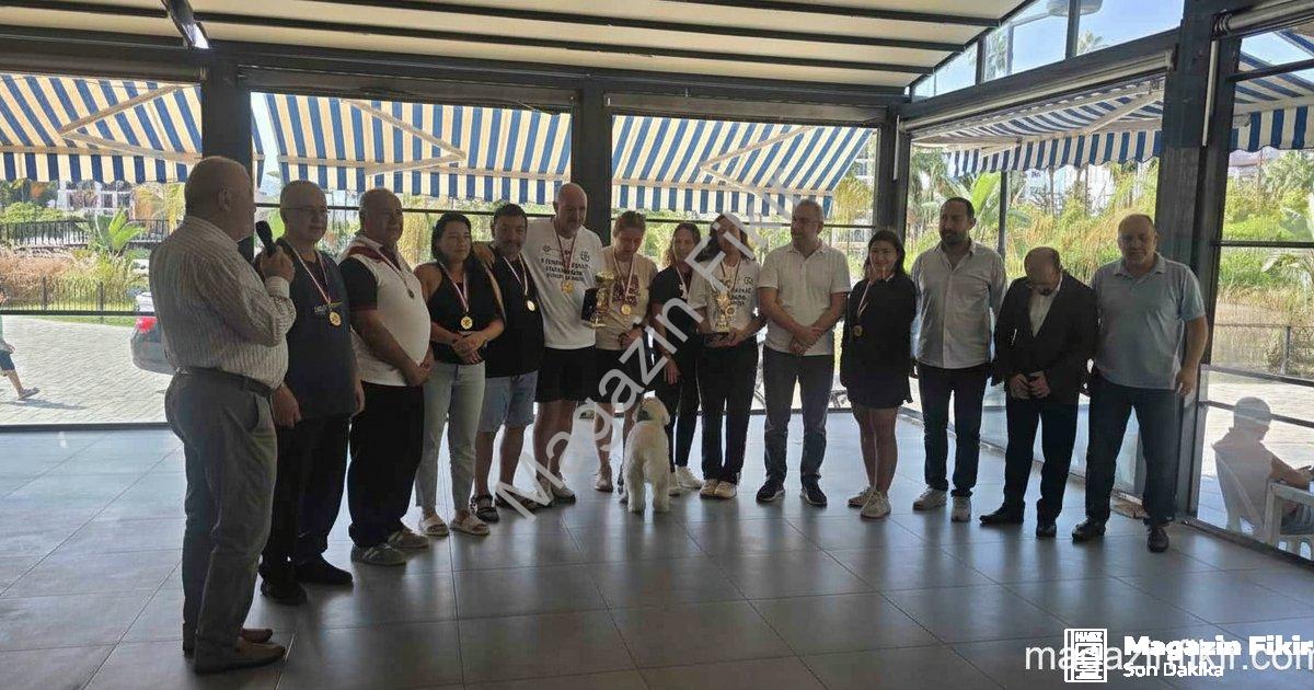 ELİF BERKE 4 EKİM’DE HATAY’DA  DÜZENLENEN 5. İSKENDERUN KÖRFEZİ AÇIK DENİZ YÜZME MARATONU’NDA GENEL KLASMAN VE YAŞ GRUBUNDA 39 KİLOMETRELİK MESAFEYİ 14 SAATTE YÜZEREK TÜRKİYE BİRİNCİSİ OLDU.