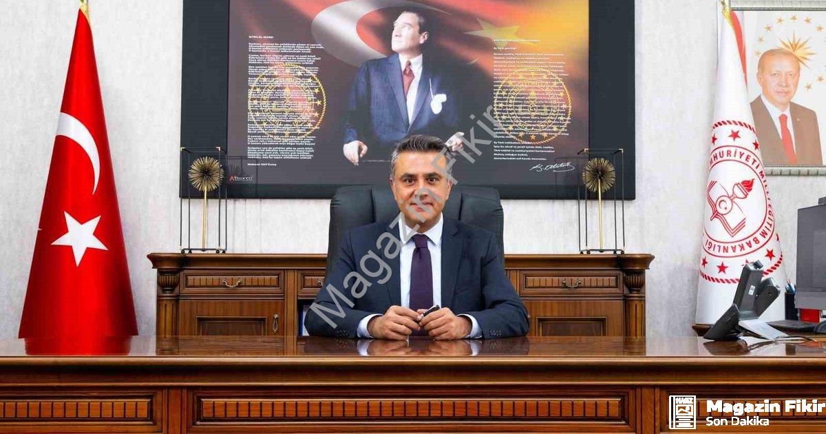 "Denizli Milli Eğitim Müdürü'nden Anlamlı Mesaj: Öğretmenlik Bir Ömürdür" başlıklı haber için fotore