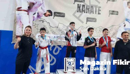 Aliağalı Karateciler Denizli’de Fırtına Gibi Esti: Yıldızlar Ligi’nde 4 Madalya