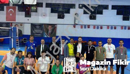 Denizli’de Eğitimciler Arası Dev Buluşma: Öğretmenler Dostluk İçin Sahaya Çıktı