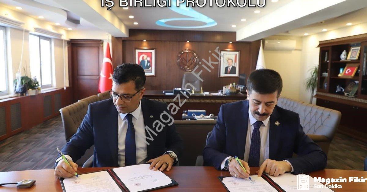 "KSBÜ ve Kütahya Gençlik Spor Arasında Dev İş Birliği Protokolü" başlıklı haber için fotorealistik,